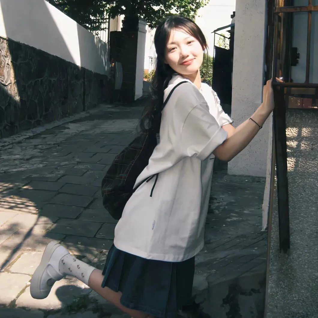 血色日中